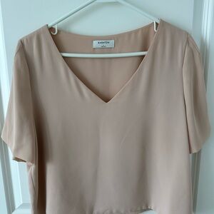 Babaton Women's Cream V-Neck Blouse